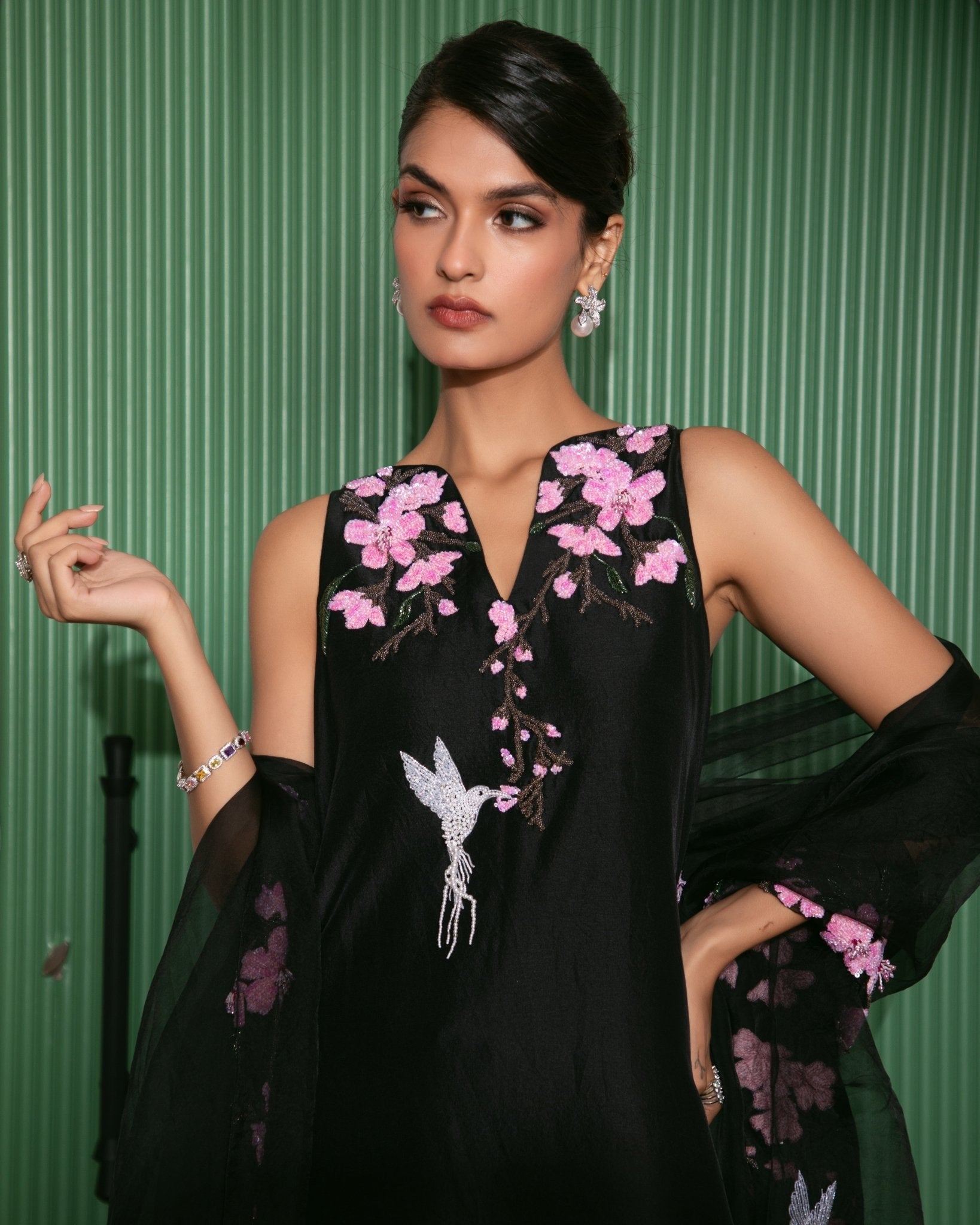 Sakura Noir Lite - AlifyaAnsari