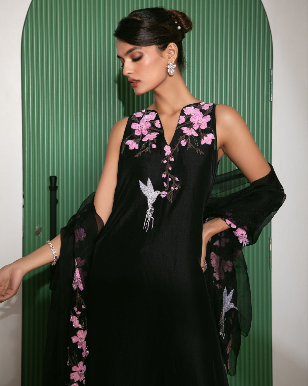 Sakura Noir Lite - AlifyaAnsari