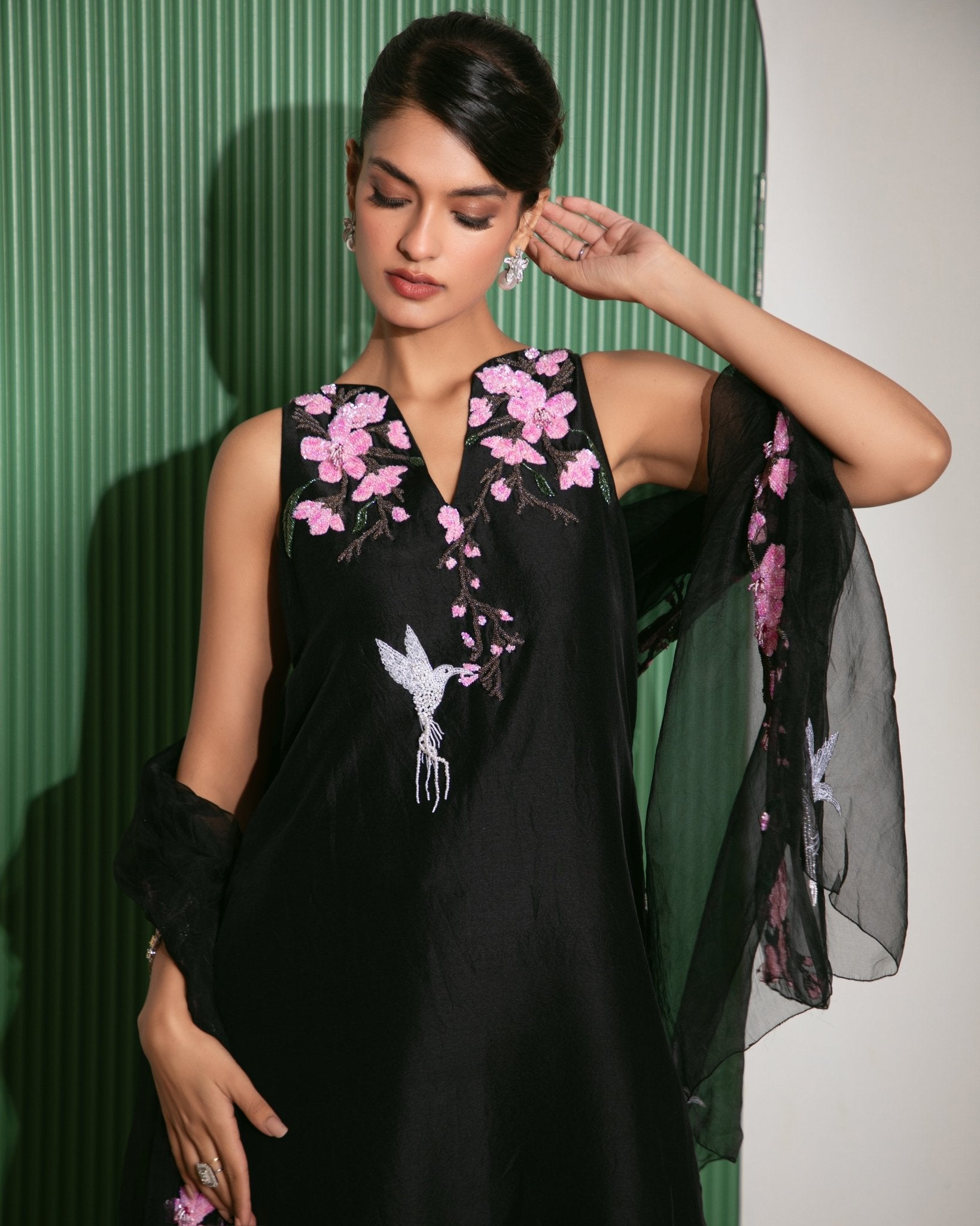 Sakura Noir Lite - AlifyaAnsari