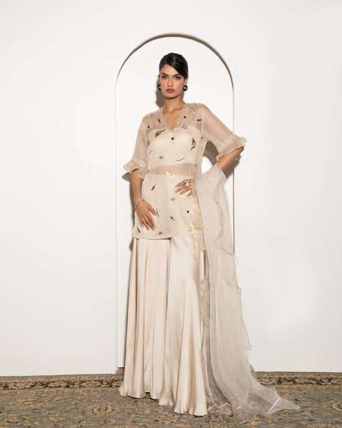 Earthen Bloom - AlifyaAnsari